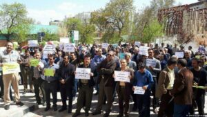 تجمع اعتراضی معلمان در شهرهای مختلف