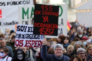 تظاهرات هزاران پرسنل پزشکی در اسپانیا