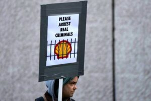 بازداشت بیش از ۱۵۰۰ نفر در جریان اعتراضات اقلیمی در لاهه