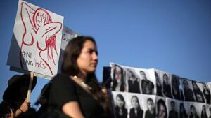 تظاهرات هزاران زن آرژانتینی در اعتراض به خشونت‌های جنسیتی