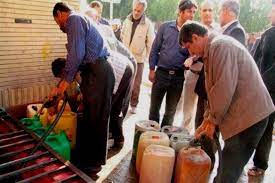 فروش سهمیه نفت شهروندان توسط نیروهای بسیج و سپاه و عوامل آنان2