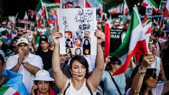 آکسیون اعتراضی در ۸ کشور دنیا علیه اعدام ها در ایران4