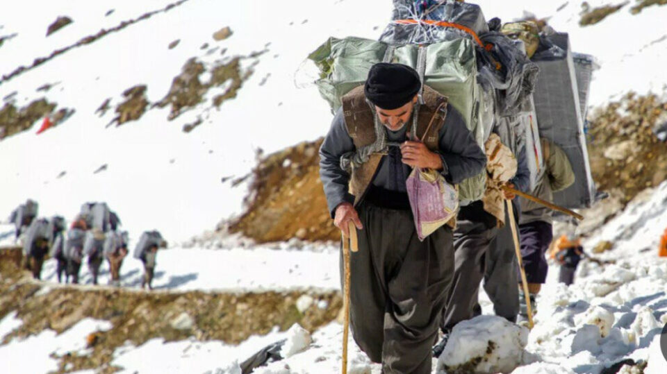 زخمی شدن سه کولبر اهل شهر روانسر با تیراندازی مستقیم نیروهای هنگ‌مرزی2