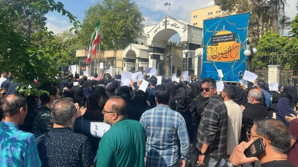 تجمع اعتراضی پرستاران شیراز 3