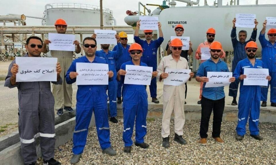 گسترش اعتصاب کارگران پیمانی نفت در عسلویه2