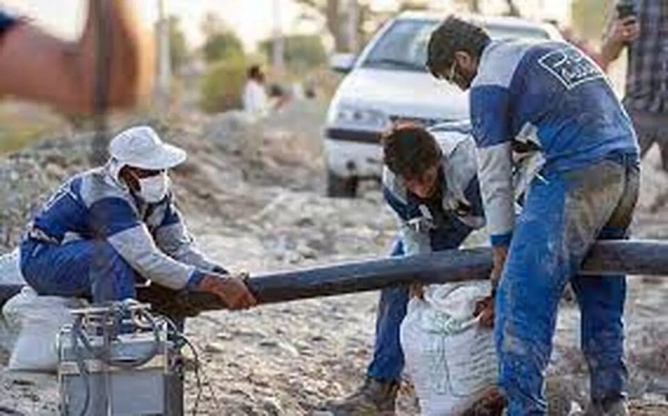 ادامه نارضایتی کارگران آبفای رودبار برای وصول حقوق معوقه2