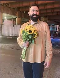 آزادی مهدی یراحی پس از پایان دوره محکومیت حبس تحت پابند الکترونیکی2