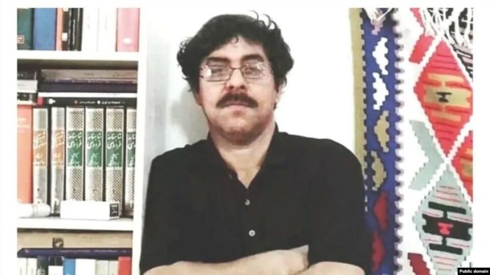 احضار آرش قلعه‌گلاب روزنامه‌نگار متروپل به دادگاه آبادان1