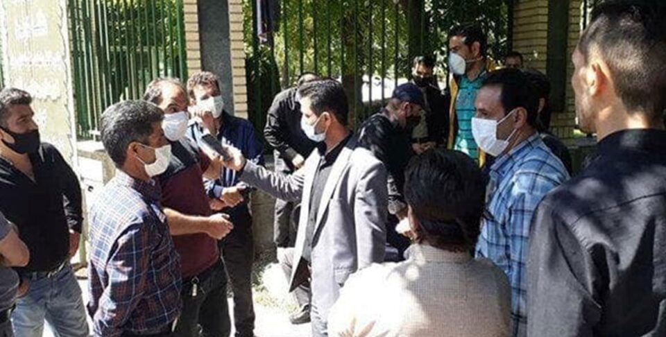 اعتراض کارگران کارخانه‌ی ذوب‌ آهن‌ اردبیل 3
