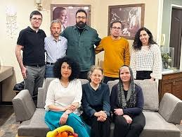 دیدار فعالان مدنی از مهدی یراحی پس از اجرای حکم شلاق