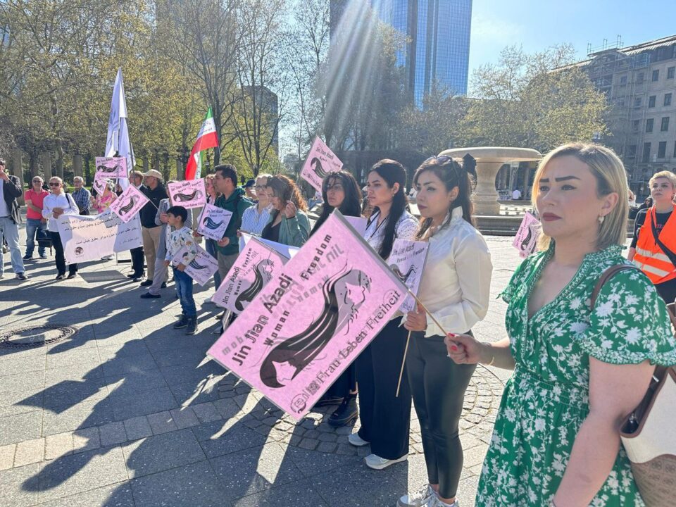 تجمع ایرانیان آزادیخواه در کانادا و آلمان علیه اعدام ها در ایران