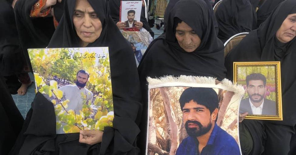 مراسم یادبود جانباختگان متروپل در آبادان
