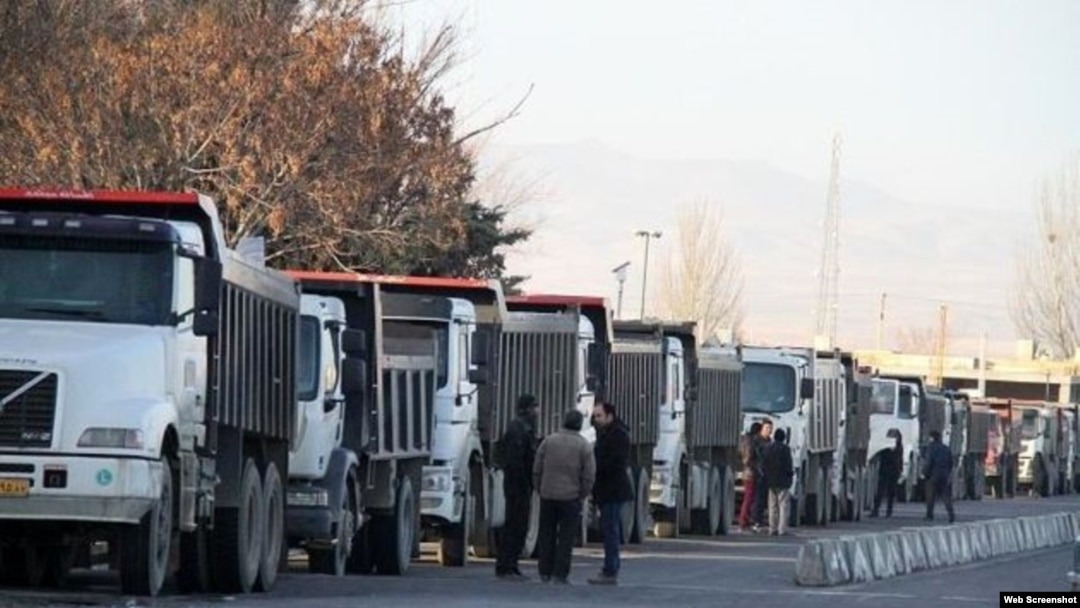 اعتصاب سراسری کامیونداران در شهرهای مختلف کشور