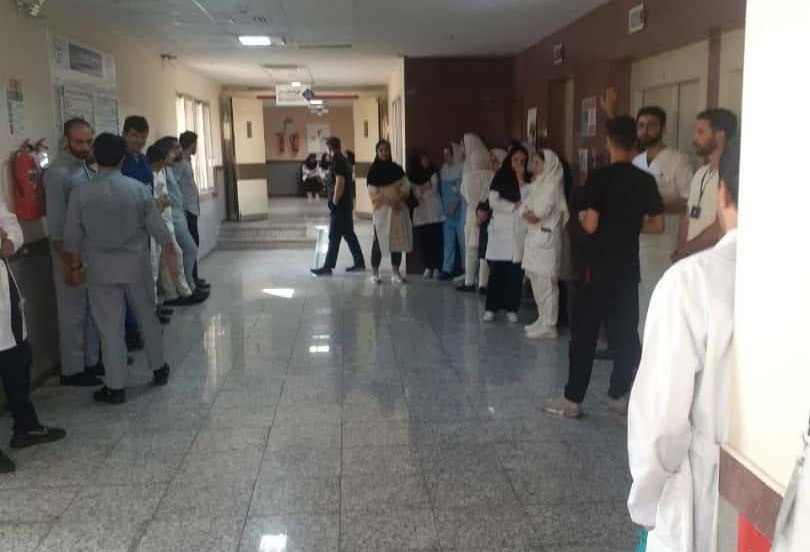 تجمع اعتراضی پرستاران و کادر بهداشت و درمان در زنجان و تبریز