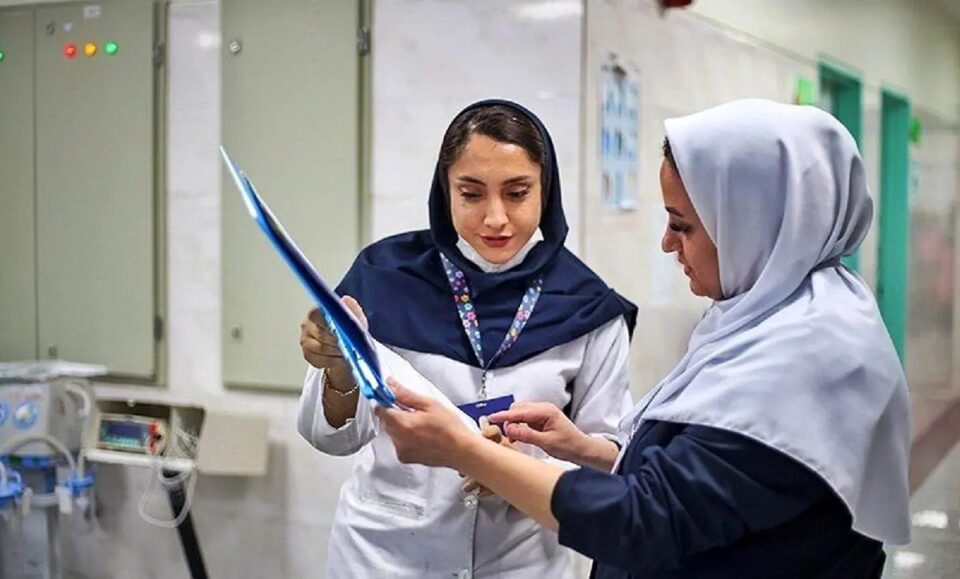 لغو مرخصی پزشکان و پرستاران در ایران 1